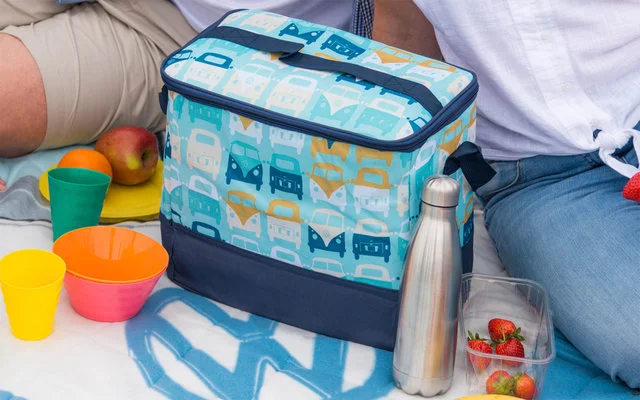 VW Collection T1 Bulli Motive Kühltasche 25 Liter – Bild 6